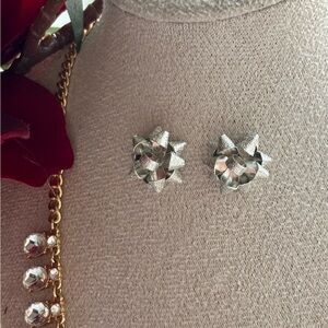🌟BUY 1 GET 1 FREE🌟 BRAND NEW Festive Gift Bow Stud Earrings